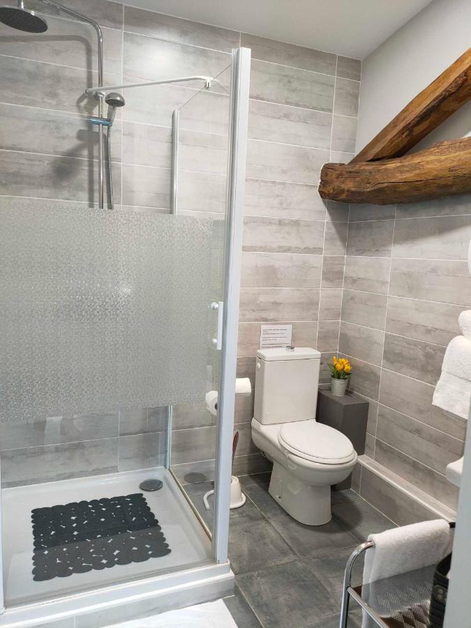 Chambres D'Hotes Chateau Pierre De Montignac Civrac-en-Médoc Kültér fotó