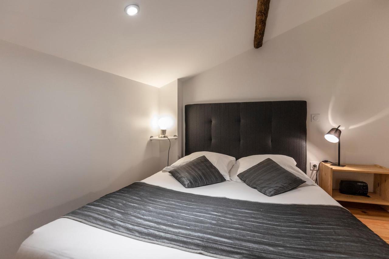 Chambres D'Hotes Chateau Pierre De Montignac Civrac-en-Médoc Kültér fotó