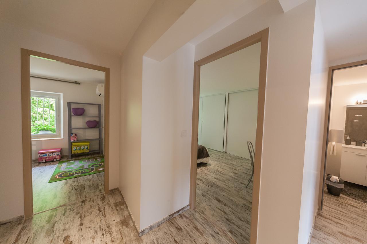 Chambres D'Hotes Chateau Pierre De Montignac Civrac-en-Médoc Kültér fotó